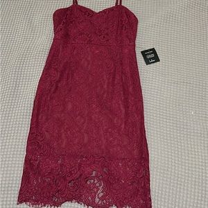 Lulus lace dress (NWT)